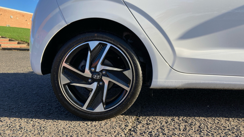 Hyundai i10 1.0 [63] Premium 5dr Auto [Nav] Petrol Hatchback